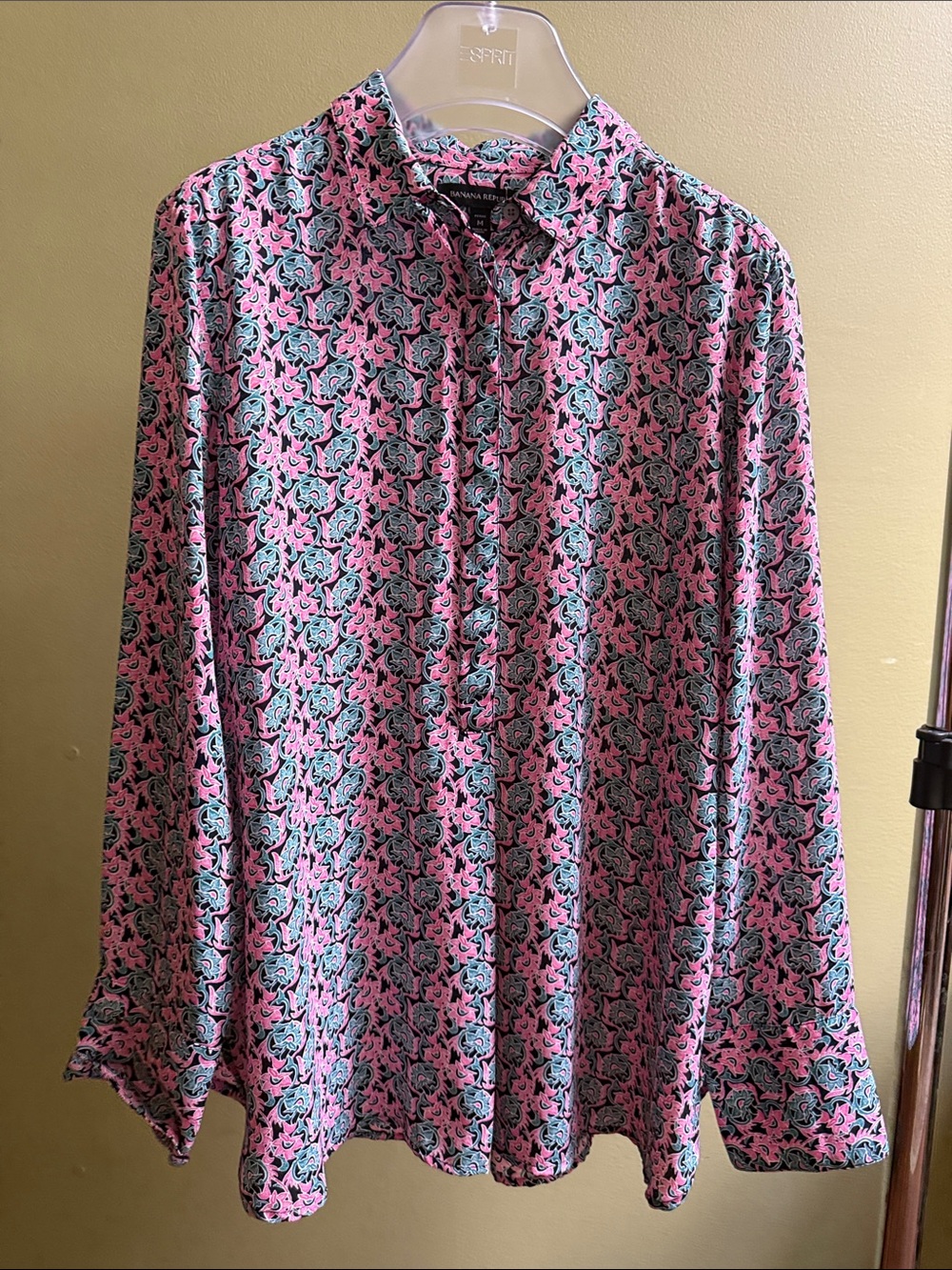Banana Republic Pink and Blue Paisley Button-Down Shirt